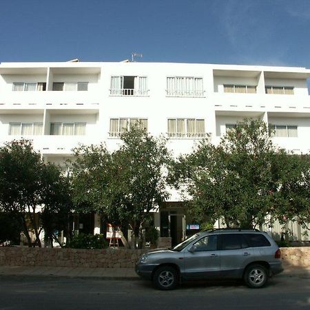 Maria Hotel Es Pujols Exterior photo